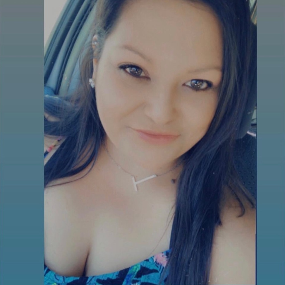 Meet your Posher, Mayra